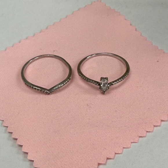Stackable rings - Picture 2 of 2